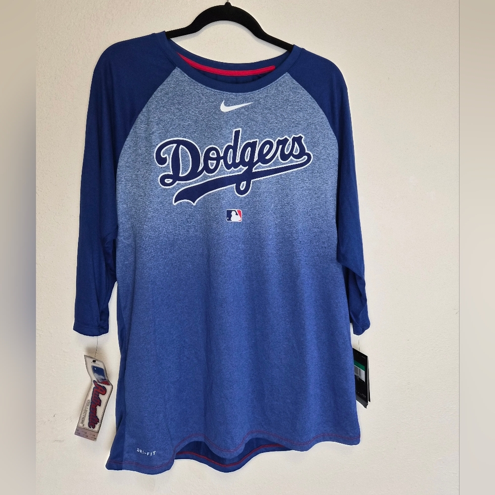 Nike Men's Los Angeles Dodgers Authentic Raglan T-Shirt Size XL